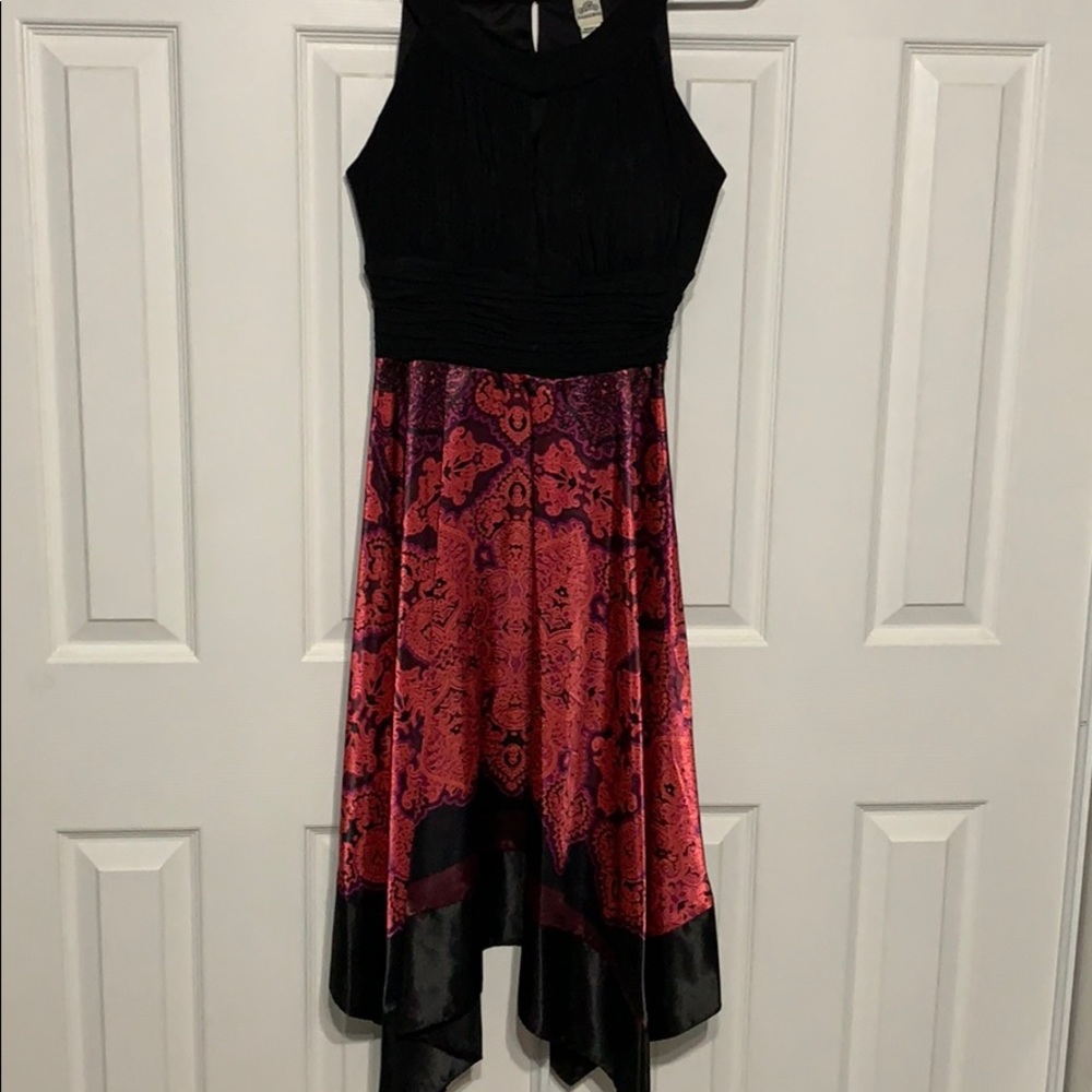 Sleeveless dress size 6